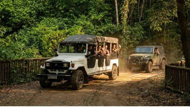 Passeio 4x4 &ndash; Praia de Castelhanos